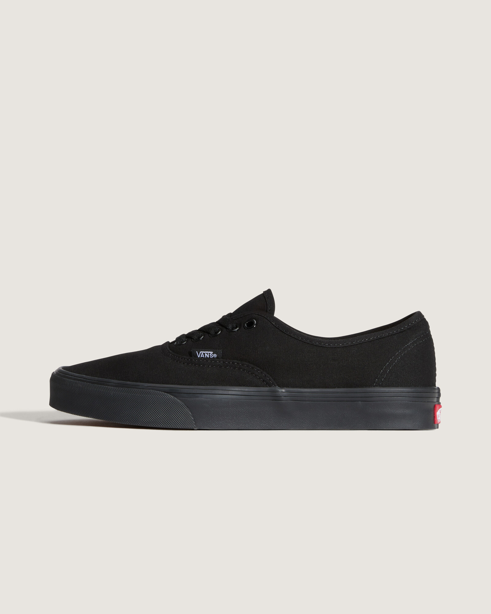 UA AUTHENTIC VANS
