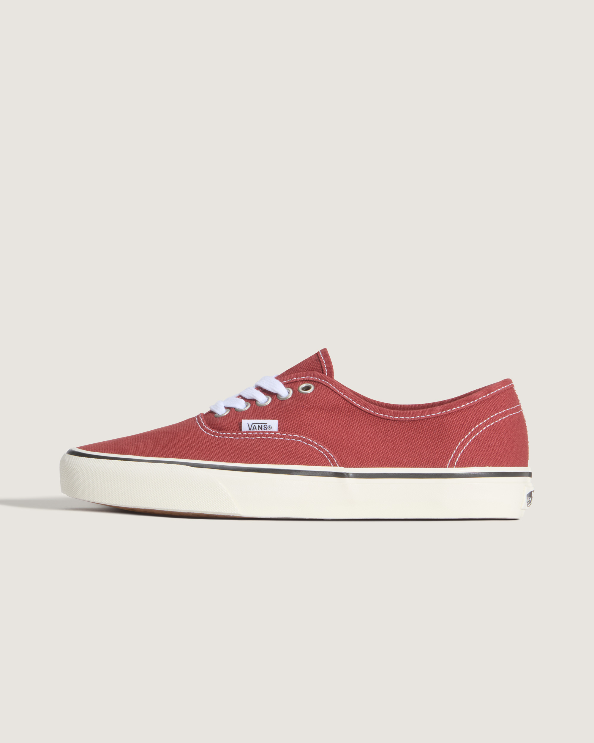Authentic Спортни обувки